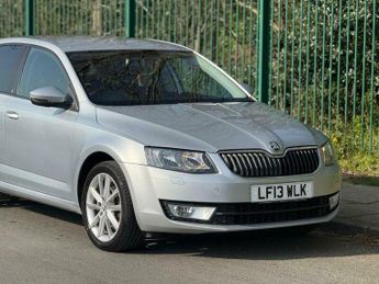Skoda Octavia 1.6 TDI Elegance DSG Euro 5 (s/s) 5dr
