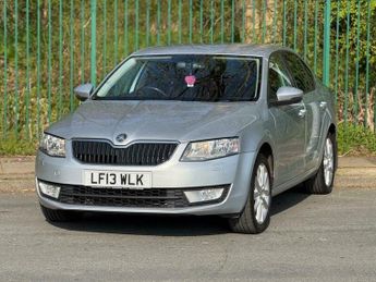 Skoda Octavia 1.6 TDI Elegance DSG Euro 5 (s/s) 5dr