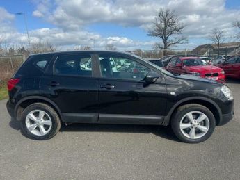 Nissan Qashqai 2.0 Acenta Hatchback 5dr Petrol CVT 4WD (198 g/km, 139 bhp)