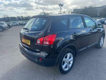 Nissan Qashqai 2.0 Acenta Hatchback 5dr Petrol CVT 4WD (198 g/km, 139 bhp)