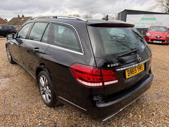 Mercedes E220 E220 BLUETEC SE