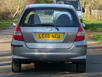 Honda Jazz 1.4 i-DSI SE CVT-7 5dr