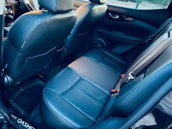 Nissan Qashqai 1.2 DIG-T Tekna XTRON 2WD Euro 6 (s/s) 5dr