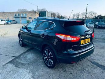 Nissan Qashqai 1.2 DIG-T Tekna XTRON 2WD Euro 6 (s/s) 5dr