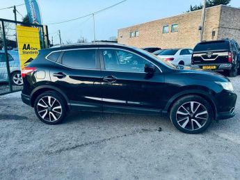 Nissan Qashqai 1.2 DIG-T Tekna XTRON 2WD Euro 6 (s/s) 5dr