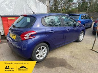 Peugeot 208 HDI ACTIVE 1.4cc Two Owners. Full History. Low Road Tax.
