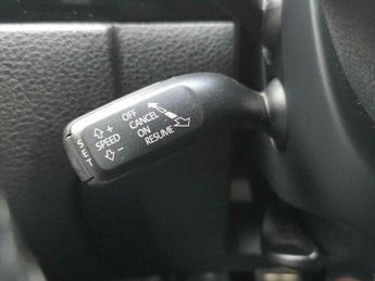 Volkswagen Touareg 3.0 TDI V6 BlueMotion Tech R-Line Tiptronic 4WD Euro 6 (s/s) 5dr