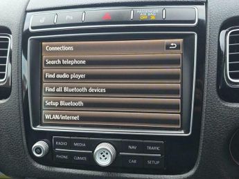 Volkswagen Touareg 3.0 TDI V6 BlueMotion Tech R-Line Tiptronic 4WD Euro 6 (s/s) 5dr