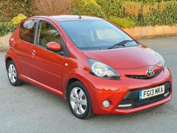 Toyota AYGO 1.0 VVT-i Fire Euro 5 5dr