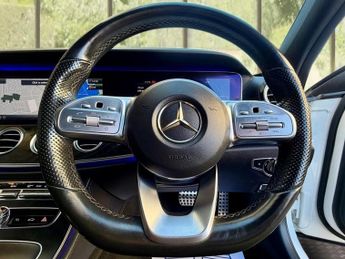 Mercedes E Class E 220 D 4MATIC AMG LINE PREMIUM