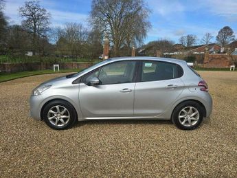 Peugeot 208 1.2 VTi PureTech Active Euro 5 5dr