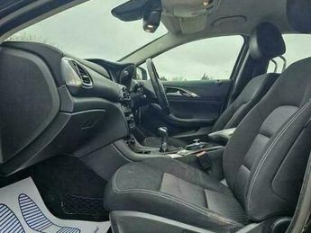 Infiniti Q30 1.5d SE Euro 6 (s/s) 5dr