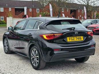 Infiniti Q30 1.5d SE Euro 6 (s/s) 5dr