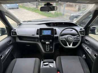 Nissan Serena 2.0 S-Hybrid HighwayStar Auto 8 Seat 5dr