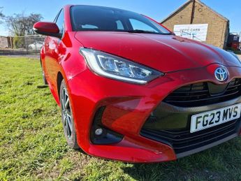 Toyota Yaris 1.5 VVT-h Design Hatchback 5dr Petrol Hybrid E-CVT Euro 6 (s/s) 