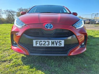 Toyota Yaris 1.5 VVT-h Design E-CVT Euro 6 (s/s) 5dr