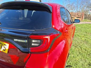 Toyota Yaris 1.5 VVT-h Design E-CVT Euro 6 (s/s) 5dr