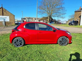 Toyota Yaris 1.5 VVT-h Design Hatchback 5dr Petrol Hybrid E-CVT Euro 6 (s/s) 