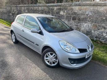 Renault Clio EXPRESSION 16V