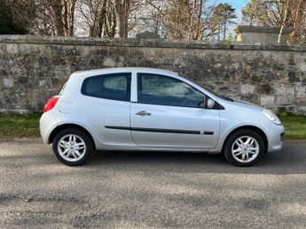 Renault Clio EXPRESSION 16V