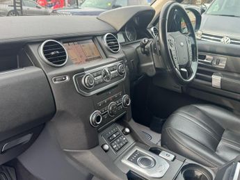 Land Rover Discovery 3.0 SD V6 Graphite SUV 5dr Diesel Auto 4WD Euro 6 (s/s) (256 bhp