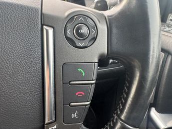 Land Rover Discovery 3.0 SD V6 Graphite SUV 5dr Diesel Auto 4WD Euro 6 (s/s) (256 bhp