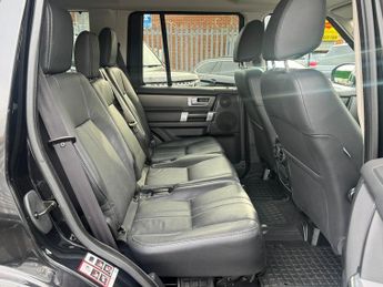 Land Rover Discovery 3.0 SD V6 Graphite SUV 5dr Diesel Auto 4WD Euro 6 (s/s) (256 bhp