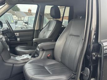 Land Rover Discovery 3.0 SD V6 Graphite SUV 5dr Diesel Auto 4WD Euro 6 (s/s) (256 bhp