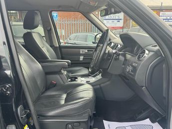 Land Rover Discovery 3.0 SD V6 Graphite SUV 5dr Diesel Auto 4WD Euro 6 (s/s) (256 bhp
