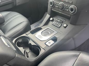 Land Rover Discovery 3.0 SD V6 Graphite SUV 5dr Diesel Auto 4WD Euro 6 (s/s) (256 bhp