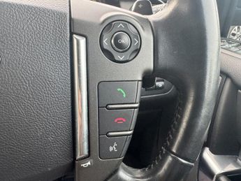 Land Rover Discovery 3.0 SD V6 Graphite SUV 5dr Diesel Auto 4WD Euro 6 (s/s) (256 bhp