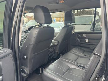 Land Rover Discovery 3.0 SD V6 Graphite SUV 5dr Diesel Auto 4WD Euro 6 (s/s) (256 bhp