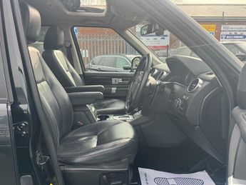Land Rover Discovery 3.0 SD V6 HSE SUV 5dr Diesel Auto 4WD Euro 6 (s/s) (256 bhp)