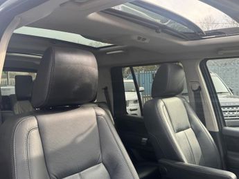 Land Rover Discovery 3.0 SD V6 HSE SUV 5dr Diesel Auto 4WD Euro 6 (s/s) (256 bhp)