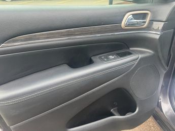 Jeep Grand Cherokee 3.0 V6 CRD Overland SUV 5dr Diesel Auto 4WD Euro 6 (s/s) (250 ps