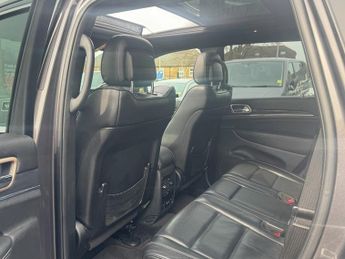 Jeep Grand Cherokee 3.0 V6 CRD Overland SUV 5dr Diesel Auto 4WD Euro 6 (s/s) (250 ps