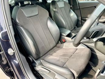 Audi A4 TFSI S LINE BLACK EDITION