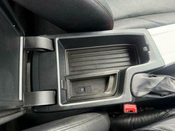 BMW 3 SERIES 2.0 320i SE Auto Euro 6 (s/s) 4dr