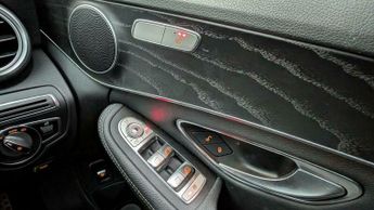 Mercedes-Benz C Class 2.0 C220d AMG Line (Premium) G-Tronic+ Euro 6 (s/s) 4dr