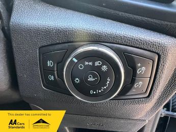 Ford ECOSPORT TITANIUM