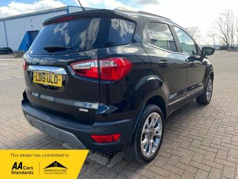 Ford ECOSPORT TITANIUM