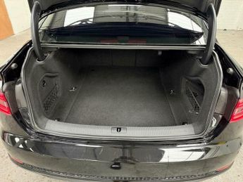Audi A4 2.0 TDI S line S Tronic quattro Euro 6 (s/s) 4dr