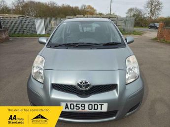 Toyota Yaris 1.33 Dual VVT-i TR Hatchback 5dr Petrol MultiMode Euro 4 (s/s) (