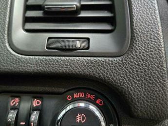 Vauxhall Insignia 2.0 CDTi SRi Nav Sports Tourer Auto Euro 5 5dr