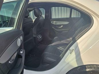 Mercedes-Benz C Class 2.0 C200 AMG Line 7G-Tronic+ Euro 6 (s/s) 4dr