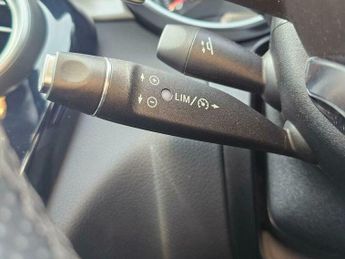 Mercedes-Benz C Class 2.0 C200 AMG Line 7G-Tronic+ Euro 6 (s/s) 4dr