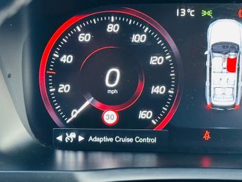 Volvo XC90 D5 MOMENTUM AWD