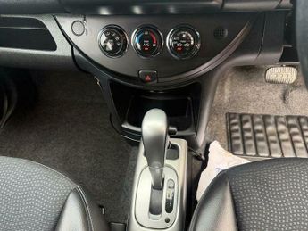 Nissan Note 1.6 16V n-tec+ Auto Euro 5 5dr