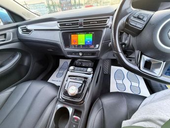 MG MG5 52.5kWh Exclusive Estate 5dr Electric Auto (156 ps)