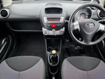 Toyota AYGO VVT-I FIRE AC